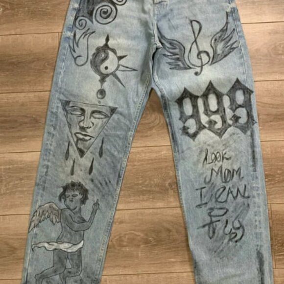 Jeans - Picture 1 of 1